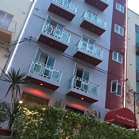 For Rest Aparthotel Сейнт Полс Бей Екстериор снимка