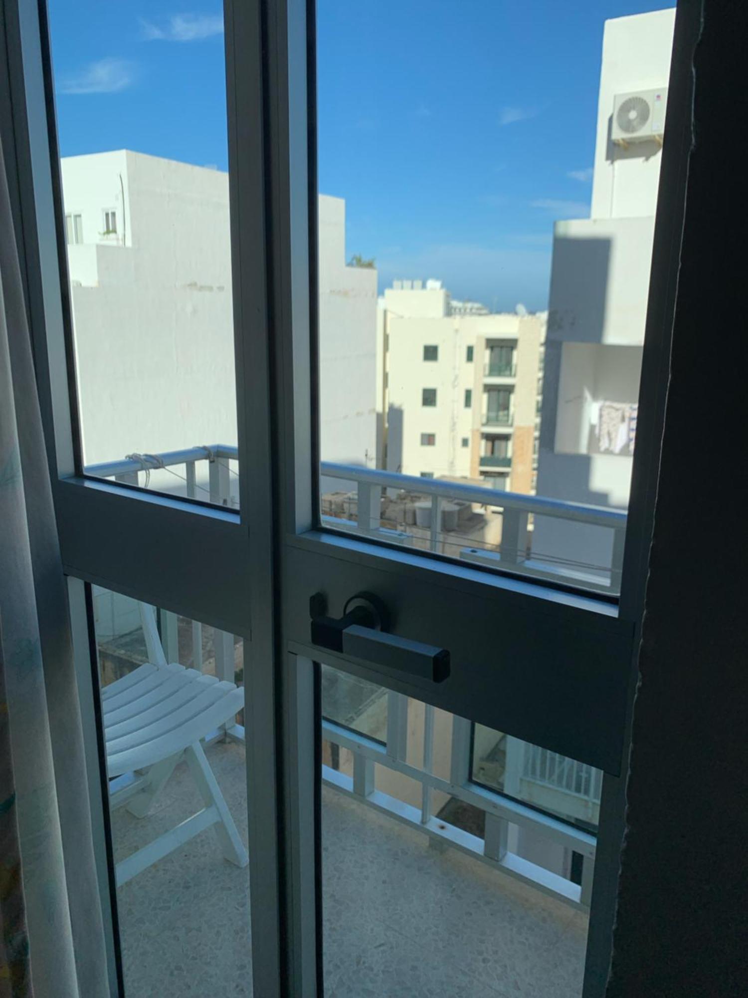 For Rest Aparthotel Сейнт Полс Бей Екстериор снимка