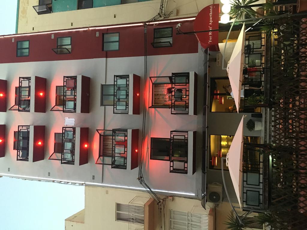 For Rest Aparthotel Сейнт Полс Бей Екстериор снимка